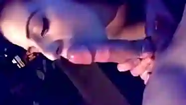 Оральная ебля симпатичной шлюшки снята на камеру