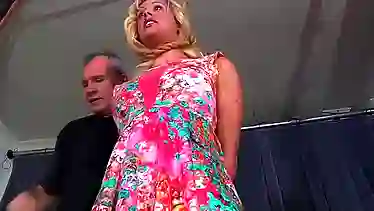 Телочка Cherie DeVille захотела стать рабыней со зрелым мастером