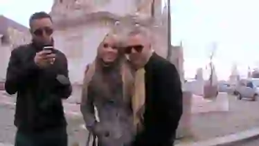 Нимфоманок Aleska Diamond, Black Angelika мужики ебут по очереди